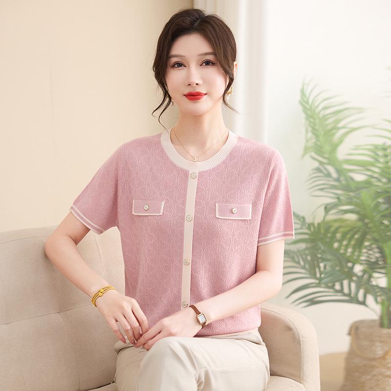 Elegant Ice Silk Summer Top for Women Aged 40-50 L (80-100 jin) рожевий
Elegant Ice Silk Summer Top for Women Aged 40-50 L (80-100 jin) рожевий