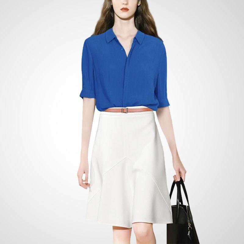 Омолаживающая высококлассная простая юбка для поездок на работу с рубашкой Blue + White S
Омолаживающая высококлассная простая юбка для поездок на работу с рубашкой Blue + White S