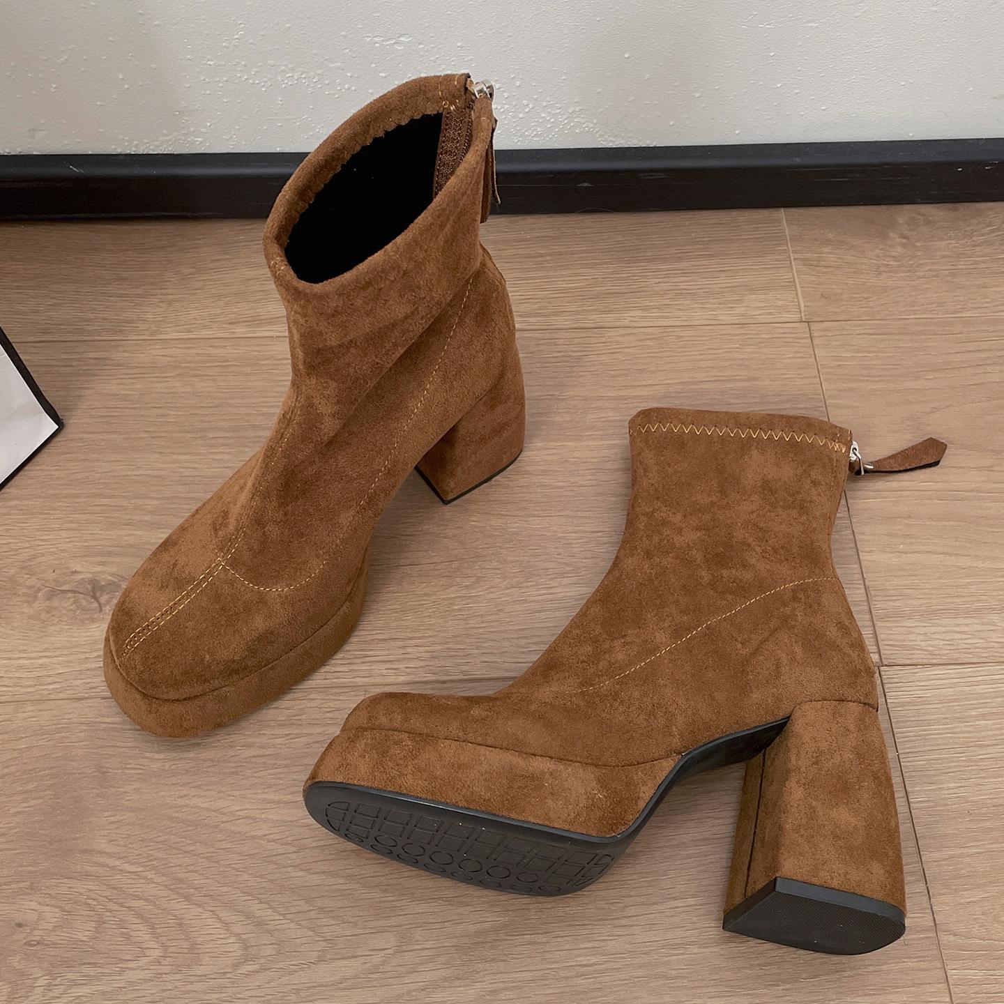 Men Women Winter Spring Autumn Boots New Versatile Black British heightening thick high heeled retro thin short 37
Men Women Winter Spring Autumn Boots New Versatile Black British heightening thick high heeled retro thin short 37