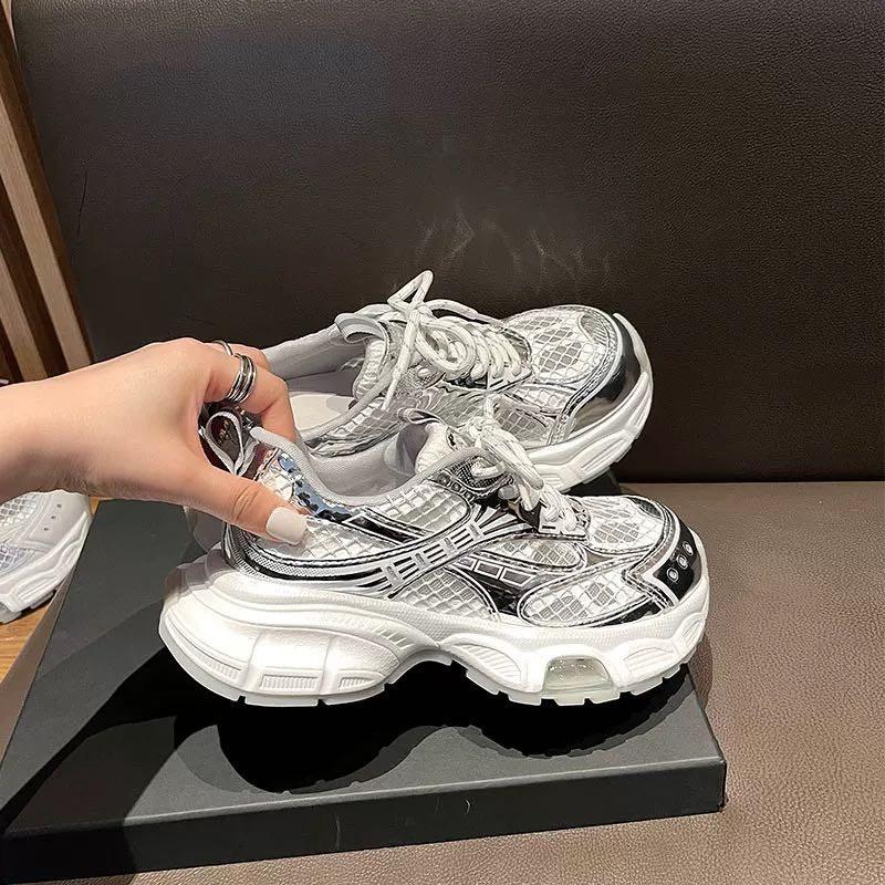 Silver thick-soled breathable mesh shoes, new small inner height-increasing women s shoes, soft-soled sports shoes, mesh surface 40 серебряный
Silver thick-soled breathable mesh shoes, new small inner height-increasing women s shoes, soft-soled sports shoes, mesh surface 40 серебряный
