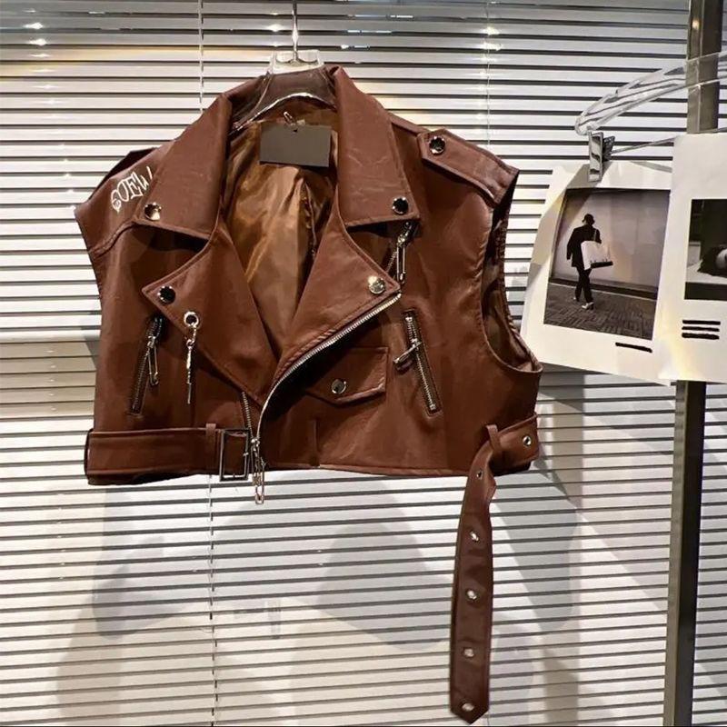 Girls Spring/Fall PU Leather Vest with Back Letter Embroidery Custom Motorcycle-Style Vest 170 кавовий
Girls Spring/Fall PU Leather Vest with Back Letter Embroidery Custom Motorcycle-Style Vest 170 кавовий
