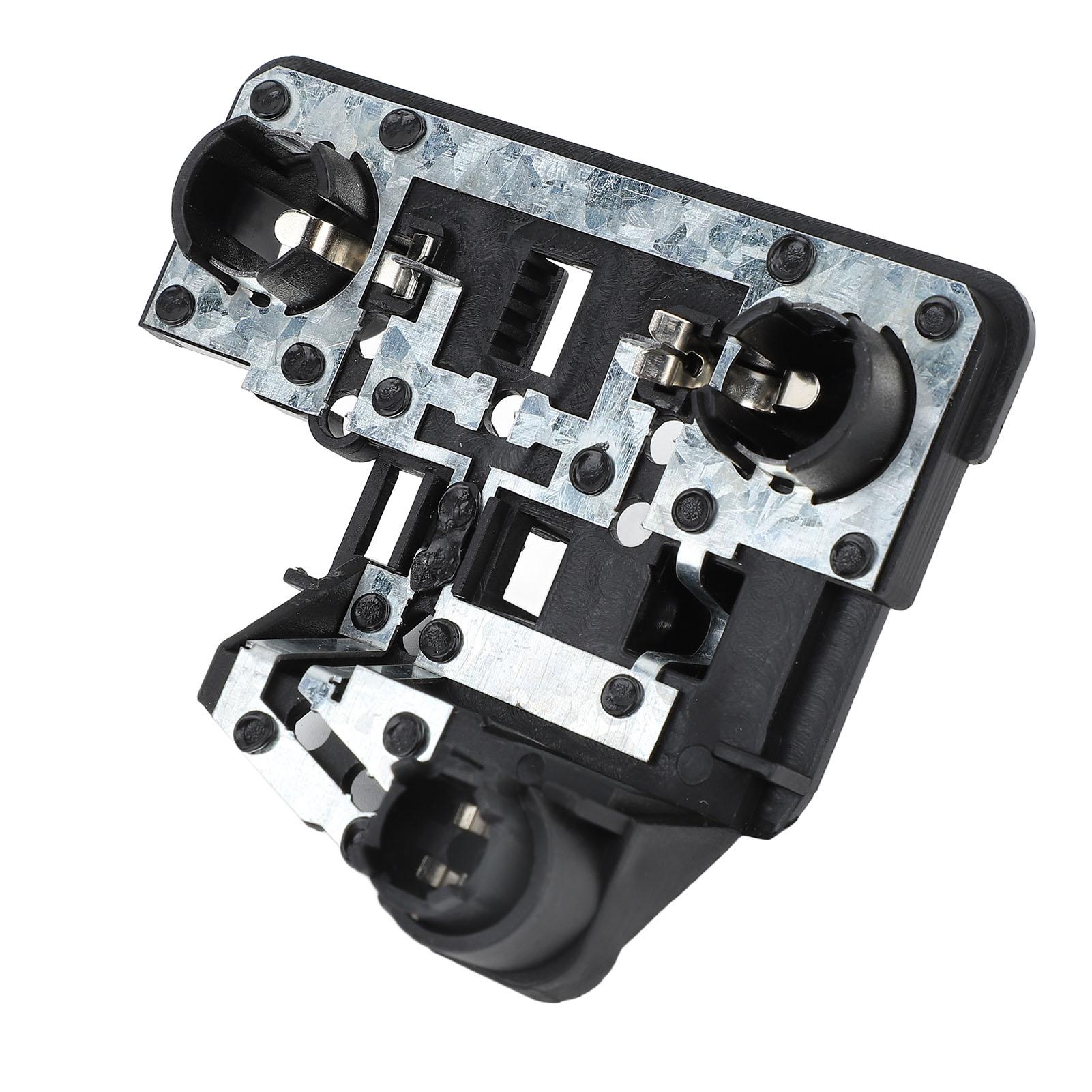 Патрон лампы заднего фонаря 8K5945258B Задний правый внутренний кронштейн патрона лампы Подходит для седана A4 B8
Патрон лампы заднего фонаря 8K5945258B Задний правый внутренний кронштейн патрона лампы Подходит для седана A4 B8