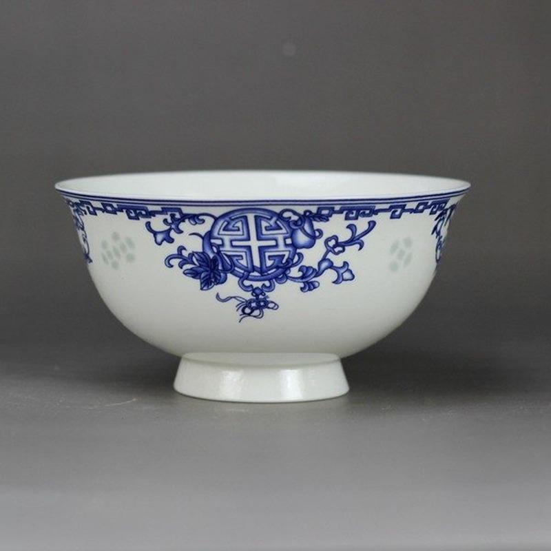 Набір із 10 високотемпературних синьо-білих порцелянових рисових мисок підглазурним розписом - Новий китайський стиль посуду. Length 12CM Width 12CM Height 6CM
Набір із 10 високотемпературних синьо-білих порцелянових рисових мисок підглазурним розписом - Новий китайський стиль посуду. Length 12CM Width 12CM Height 6CM