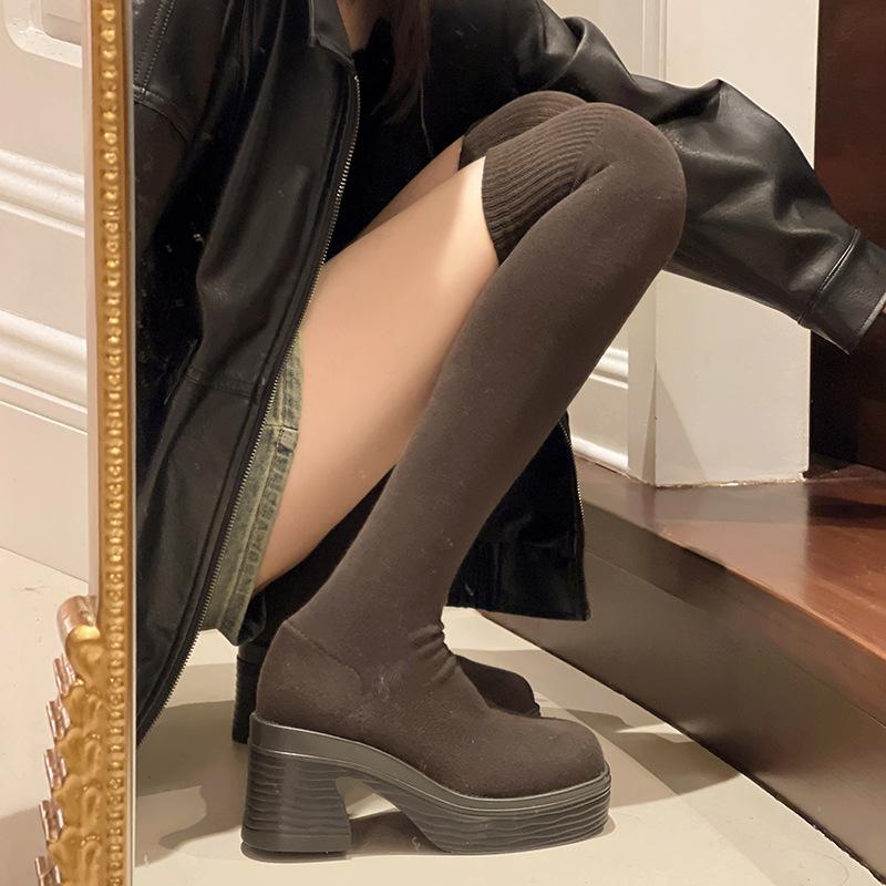 Popular autumn and winter thick-soled knitted boots children s socks long boots elastic over the knee fashion round head medium heel high boots 35 чорний
Popular autumn and winter thick-soled knitted boots children s socks long boots elastic over the knee fashion round head medium heel high boots 35 чорний