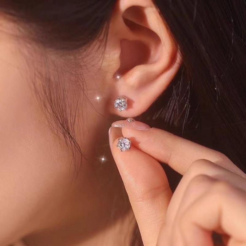 Women Silver Tone Six Prong Round Zircon Stud Earrings Classic Single Crystal Earring For Daily Party 1pair серебряный
Women Silver Tone Six Prong Round Zircon Stud Earrings Classic Single Crystal Earring For Daily Party 1pair серебряный