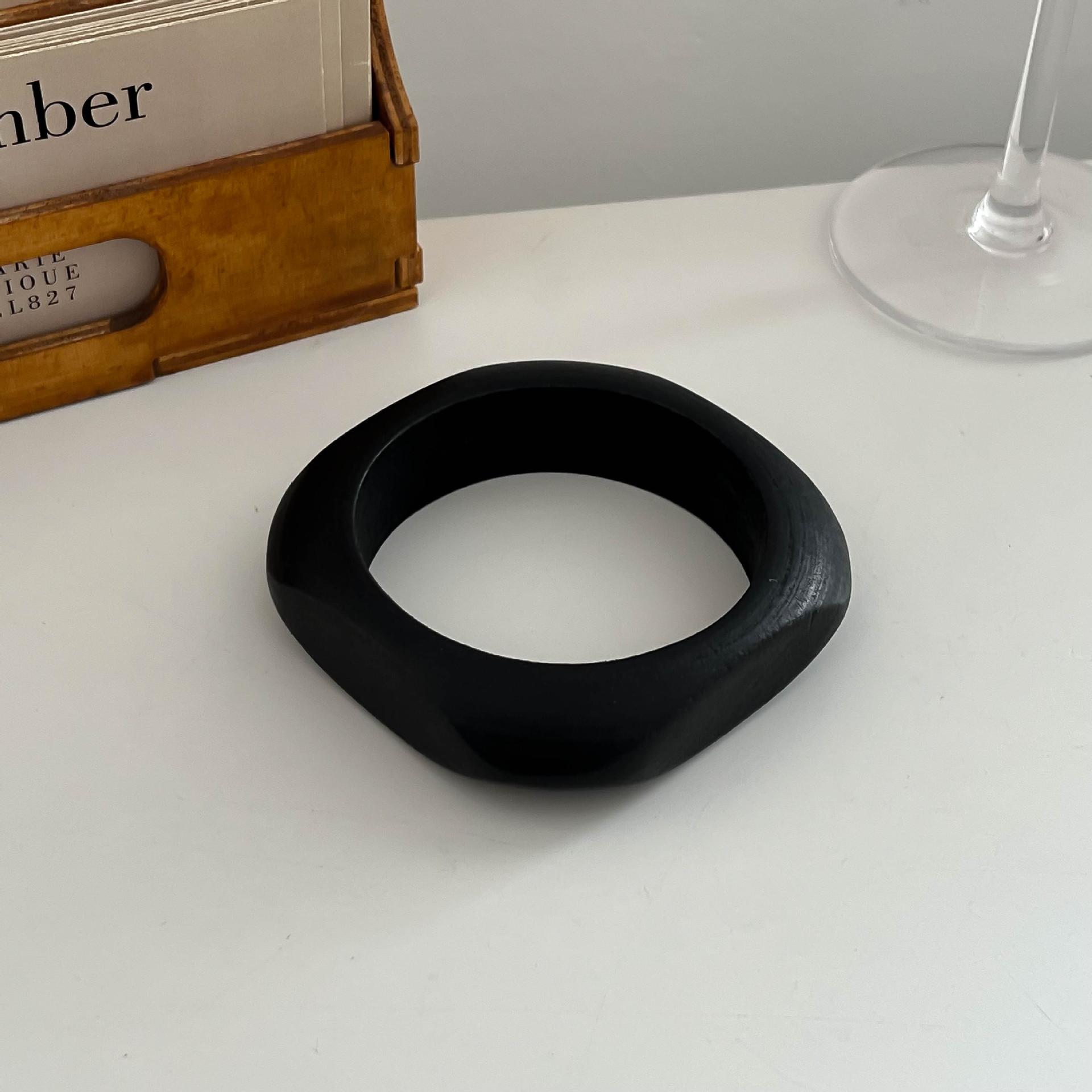 DIEZI Fashion Irregular Heavy Metal Wide Cuff Bangles Hip Hop Gold Color Geometric Wood Bangles Bracelets For Women Men Jewelry чорний
DIEZI Fashion Irregular Heavy Metal Wide Cuff Bangles Hip Hop Gold Color Geometric Wood Bangles Bracelets For Women Men Jewelry чорний