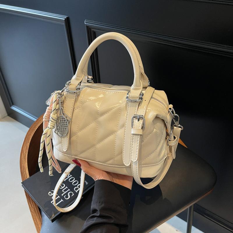 Fashion Handbag Women s New Shoulder Bag Casual Messenger Bag No pendant
Fashion Handbag Women s New Shoulder Bag Casual Messenger Bag No pendant