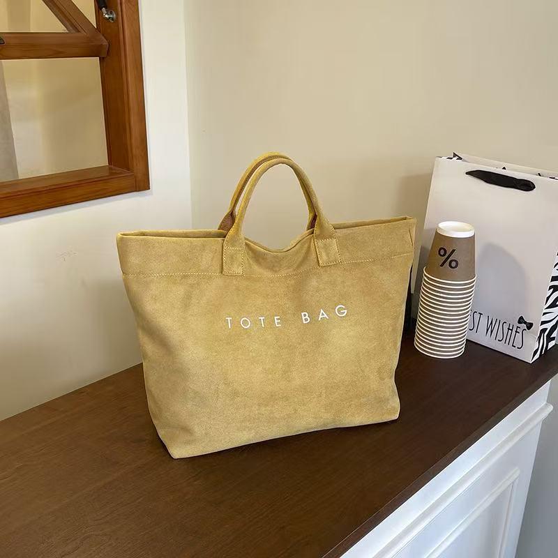 2025 Women s Large-Capacity Cross-Border Tote: European & American Popular Handbag for Shopping & Commuting One Size жёлтый
2025 Women s Large-Capacity Cross-Border Tote: European & American Popular Handbag for Shopping & Commuting One Size жёлтый