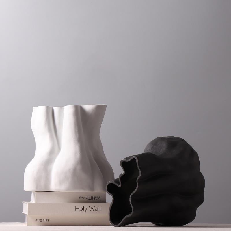 Ceramic Vase Wrinkled Irregular Texture Abstract Flower Arrangement Art Ornament Flower Vase Black and White Home Decoration белый
Ceramic Vase Wrinkled Irregular Texture Abstract Flower Arrangement Art Ornament Flower Vase Black and White Home Decoration белый