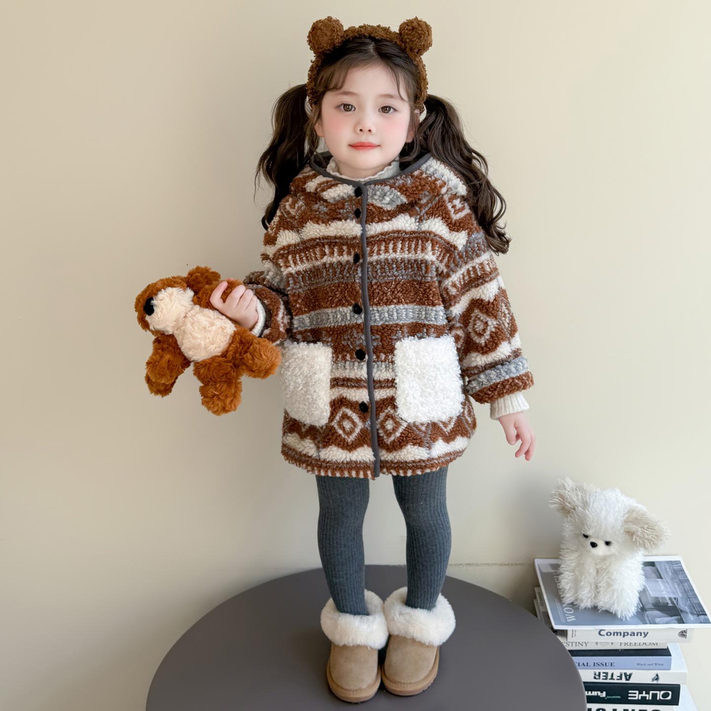 Cozy Lamb Wool Fleece-Lined Sweater Coat for Girls, Autumn/Winter 2025 Collection 100 cm
Cozy Lamb Wool Fleece-Lined Sweater Coat for Girls, Autumn/Winter 2025 Collection 100 cm