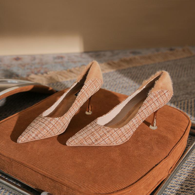 Xiaoxiangfeng high-heeled women s thin-heeled pointed shoes, new warm-heeled comfortable women s single shoes in autumn freezing season 34
Xiaoxiangfeng high-heeled women s thin-heeled pointed shoes, new warm-heeled comfortable women s single shoes in autumn freezing season 34