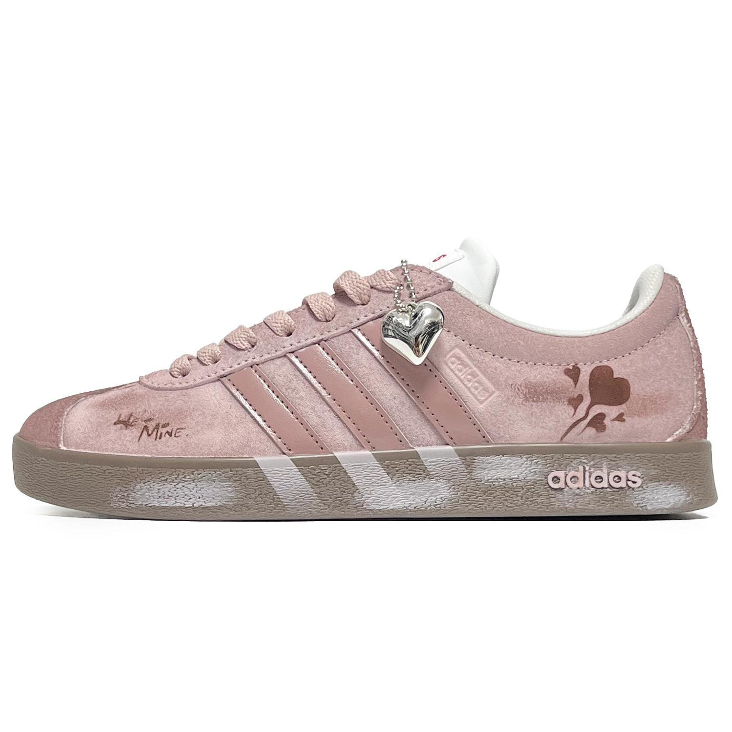 Adidas VL COURT 2.0 Velvet Heart Whispers Abrasion Resistant Low top Skateboard Shoes Unisex Pink White HQ1802(Team285-) 37⅓
Adidas VL COURT 2.0 Velvet Heart Whispers Abrasion Resistant Low top Skateboard Shoes Unisex Pink White HQ1802(Team285-) 37⅓