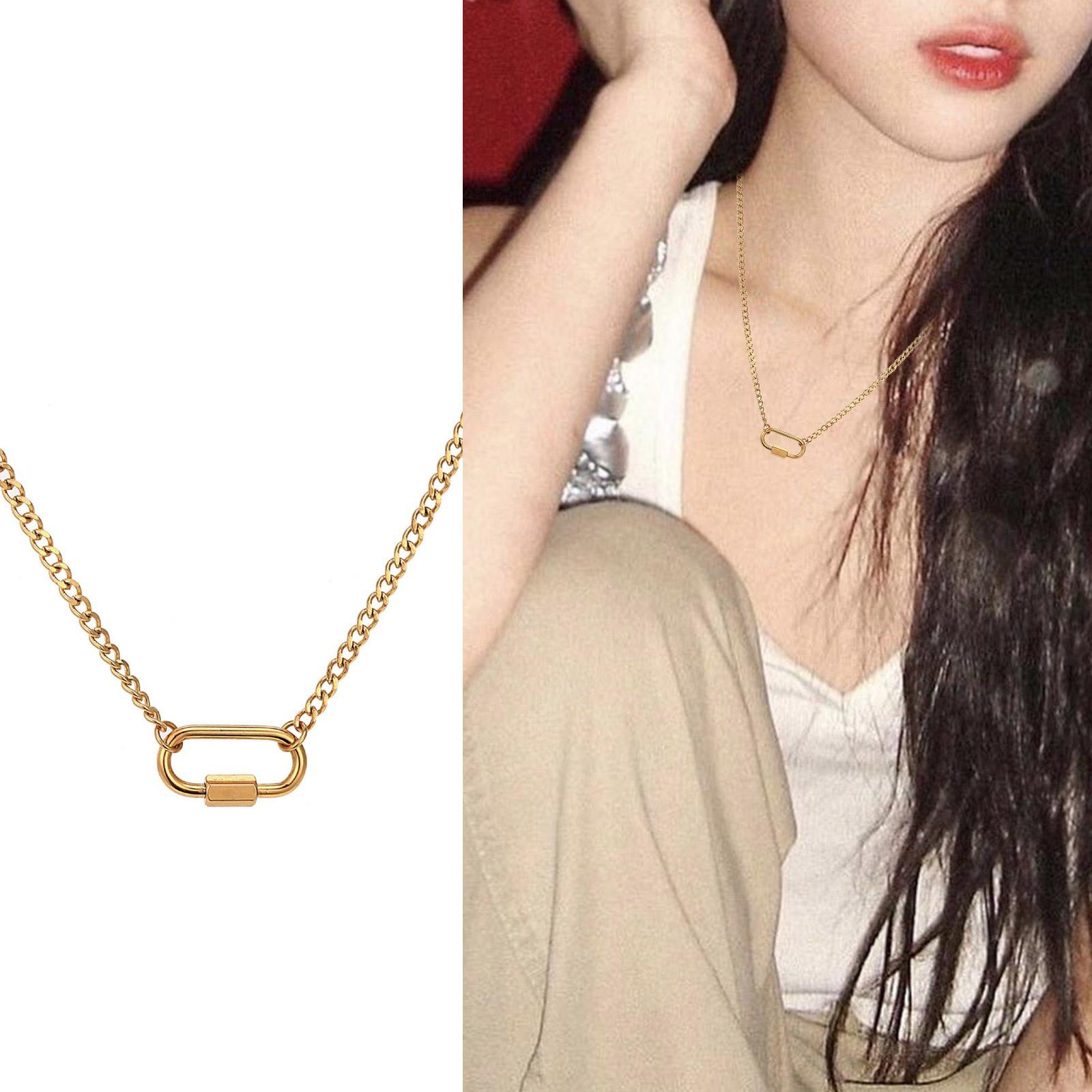 Unique Twisting Oval Pendant Choker Durable Stackable Necklace Charm Elegant Oval Twist Pendant Neckchain Accessory S
Unique Twisting Oval Pendant Choker Durable Stackable Necklace Charm Elegant Oval Twist Pendant Neckchain Accessory S