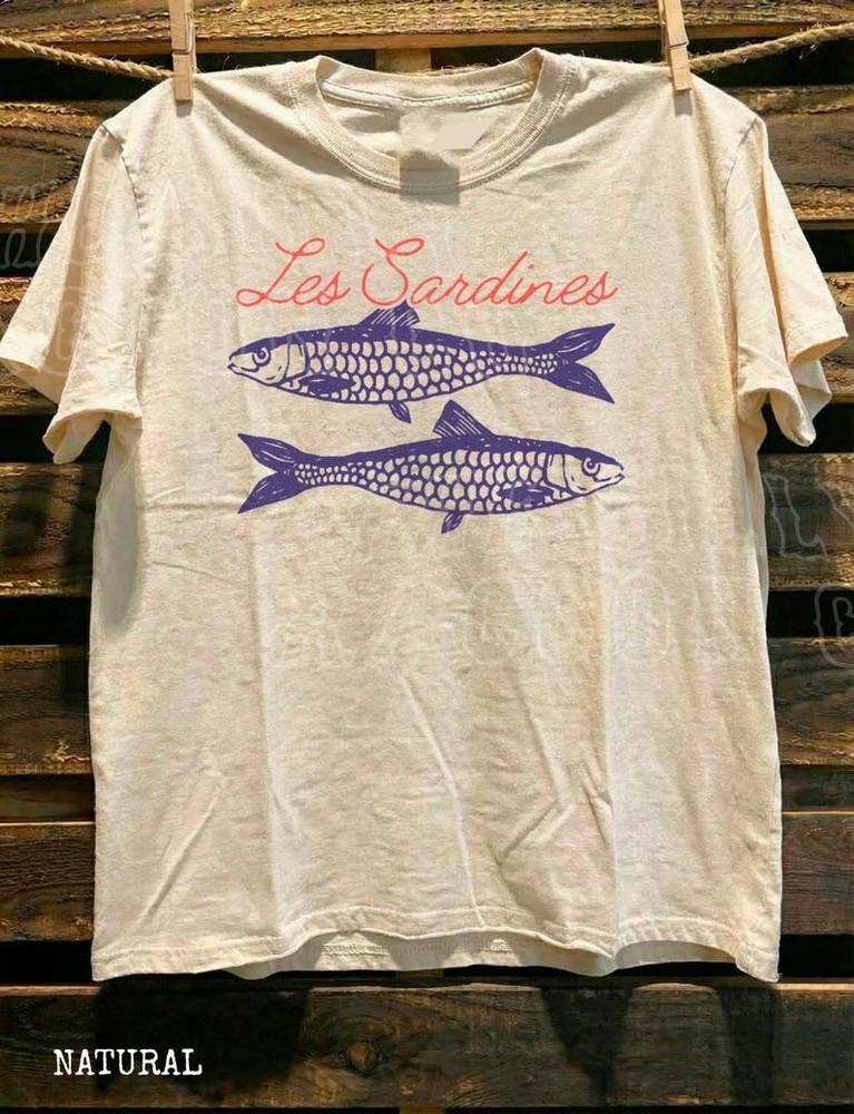 Sardine Shirt Vintage Seafood Graphic Tee Tinned Fish Lover Gift Retro Canned Unisex T-Shirt XL
Sardine Shirt Vintage Seafood Graphic Tee Tinned Fish Lover Gift Retro Canned Unisex T-Shirt XL