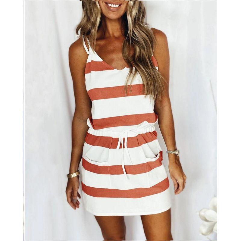 Платье свободного кроя с цветочным принтом на бретелях-слингах для женщин Rose Red XL(XL)
Платье свободного кроя с цветочным принтом на бретелях-слингах для женщин Rose Red XL(XL)