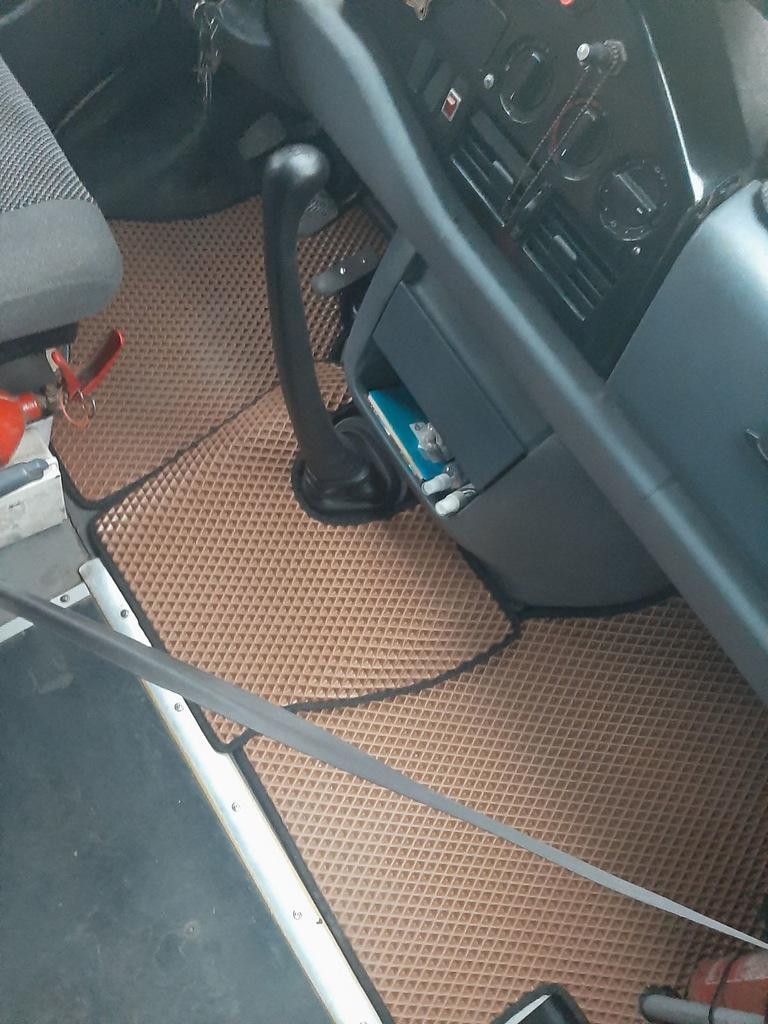 Килимки EVA (TDI, цегляні) для Mercedes Sprinter W901/902/903/904/905 1995-2006 рр.
Килимки EVA (TDI, цегляні) для Mercedes Sprinter W901/902/903/904/905 1995-2006 рр.