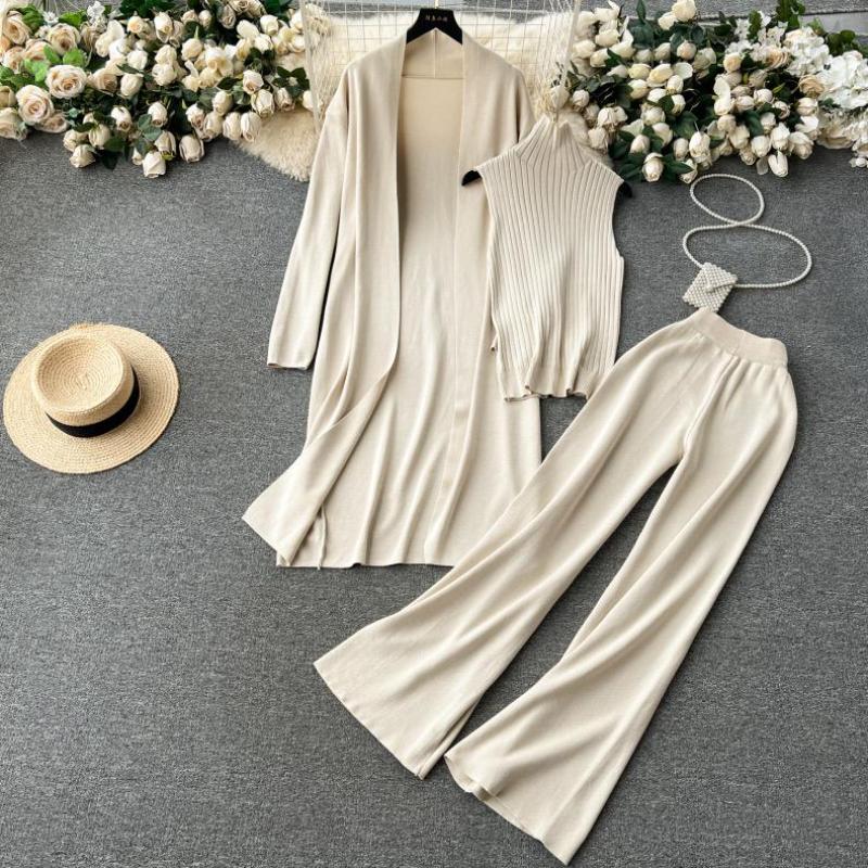 New Chic Loose Knitted 3 Piece Set Women Long Cardigan + Plus High Collar Sweater + Wide Leg Pants Female Korean Fashion Casual Suit 2026 S бежевий
New Chic Loose Knitted 3 Piece Set Women Long Cardigan + Plus High Collar Sweater + Wide Leg Pants Female Korean Fashion Casual Suit 2026 S бежевий