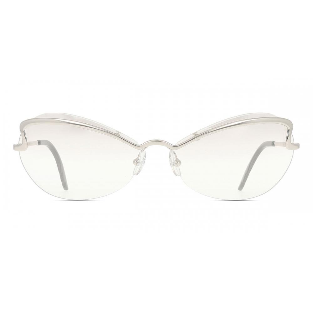 Anna Sui Women Sunglasses As540 01 Silver/54-16-144
Anna Sui Women Sunglasses As540 01 Silver/54-16-144