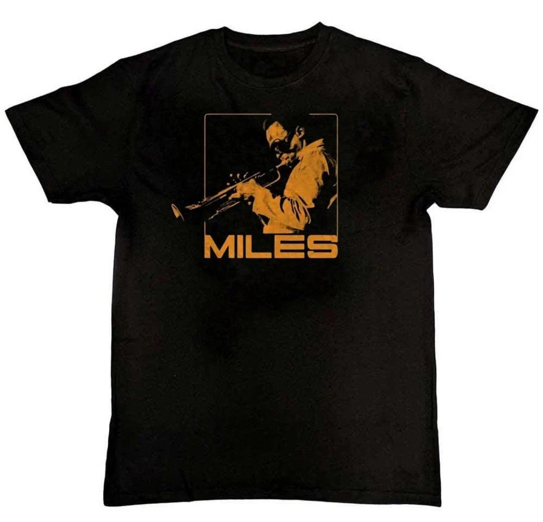 Miles Davis Blowin Graphic Print Unisex Mens T-Shir 4XL
Miles Davis Blowin Graphic Print Unisex Mens T-Shir 4XL