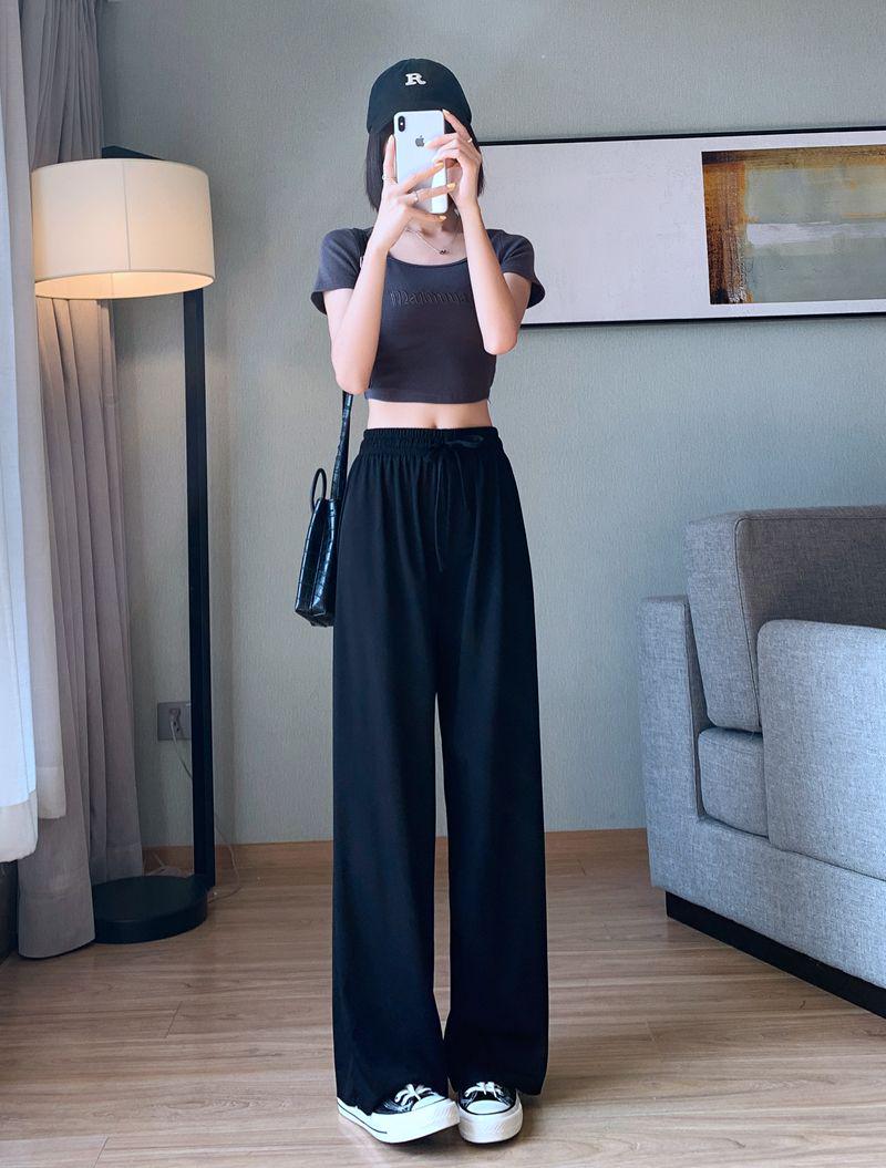Women s Summer Wide-Leg Ice Silk Pants: Lightweight, Breathable, and Sun-Protection Loose Fit Trousers 4XL чорний
Women s Summer Wide-Leg Ice Silk Pants: Lightweight, Breathable, and Sun-Protection Loose Fit Trousers 4XL чорний