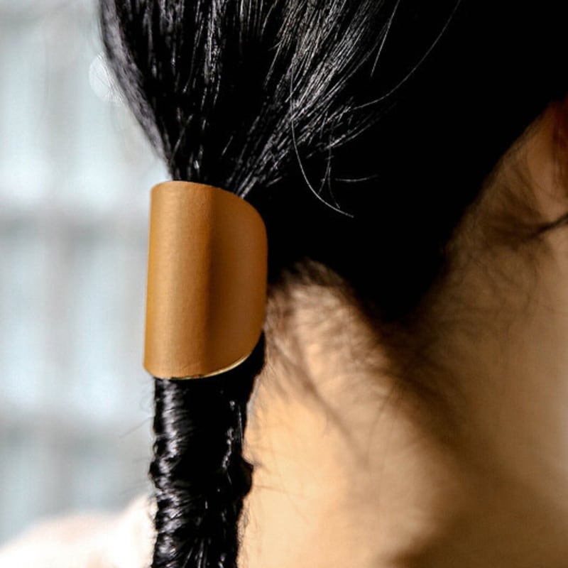 SUNDAY DISCO CLUB SHARON HAIRPIN LIGHT BRONZE Light bronze
SUNDAY DISCO CLUB SHARON HAIRPIN LIGHT BRONZE Light bronze