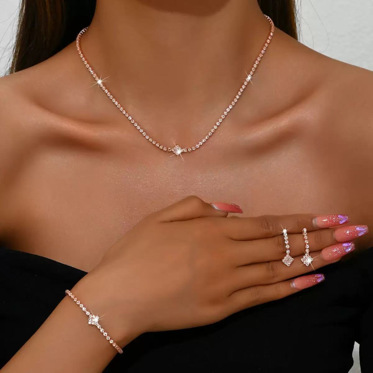 Shiny Rhinestone Necklace and Earrings Set Simple Geometric Trendy Jewelry for Women Silver Gold Rose Gold Black розового золота
Shiny Rhinestone Necklace and Earrings Set Simple Geometric Trendy Jewelry for Women Silver Gold Rose Gold Black розового золота