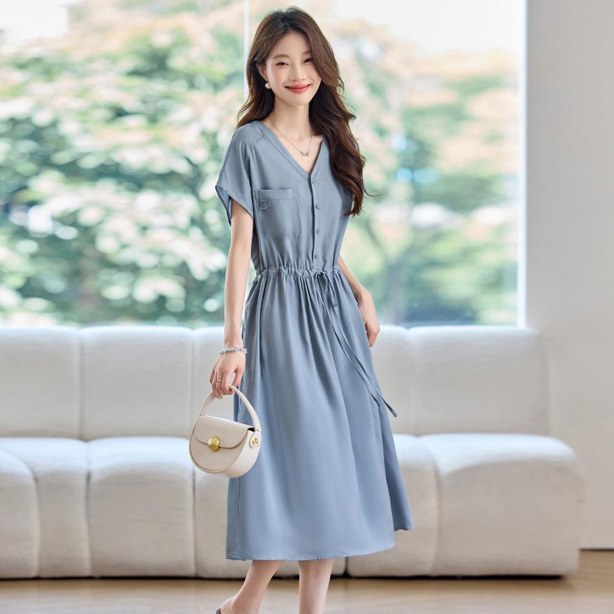 Temperament Tencel dress women s thin new design sense slim lace-up thin age-reducing skirt M синій
Temperament Tencel dress women s thin new design sense slim lace-up thin age-reducing skirt M синій