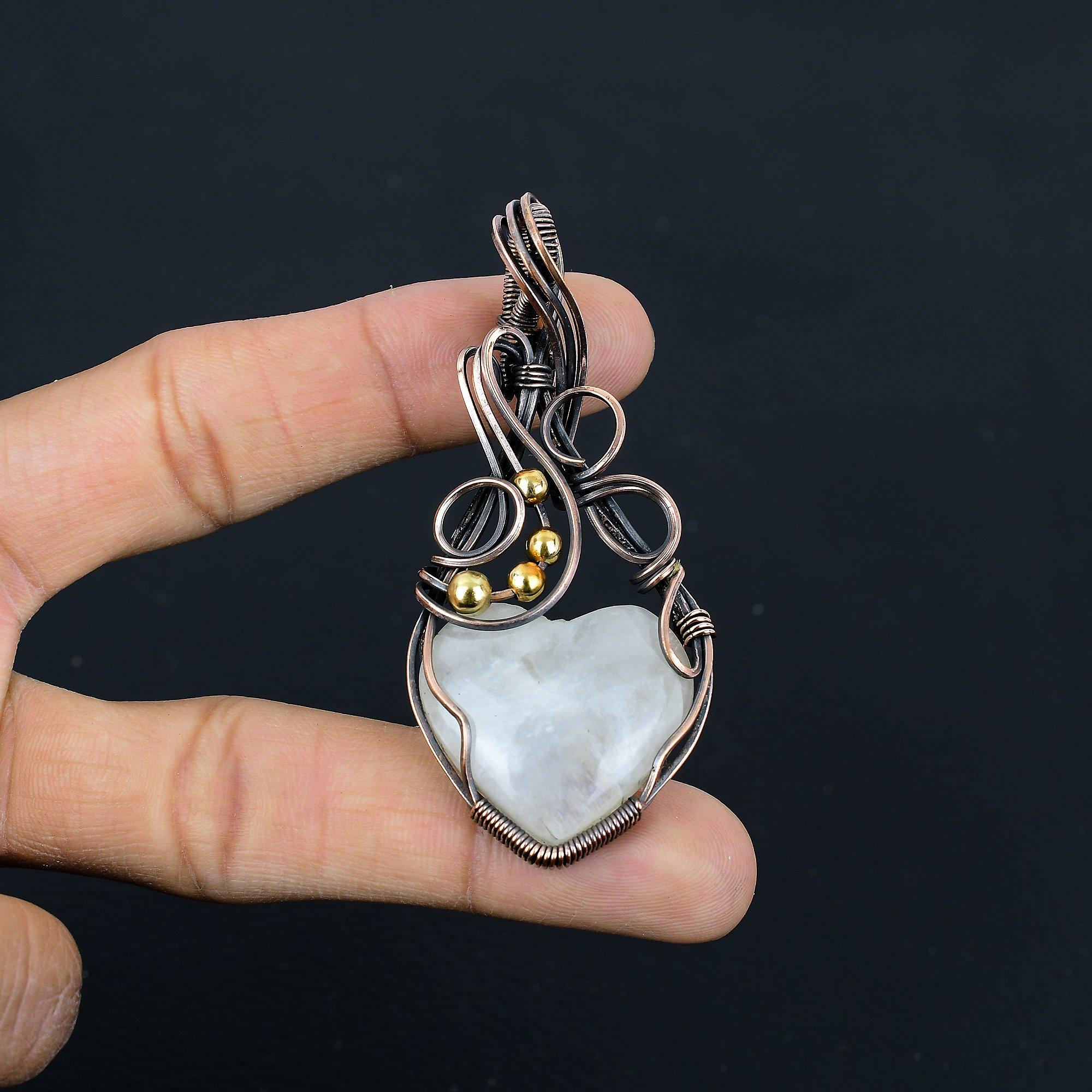 Кулон из лунного камня, обернутый медной проволокой 999 пробы, кулон из драгоценного камня ручной работы, подарок для мамы, антикварное украшение 2.55 Inches
Кулон из лунного камня, обернутый медной проволокой 999 пробы, кулон из драгоценного камня ручной работы, подарок для мамы, антикварное украшение 2.55 Inches