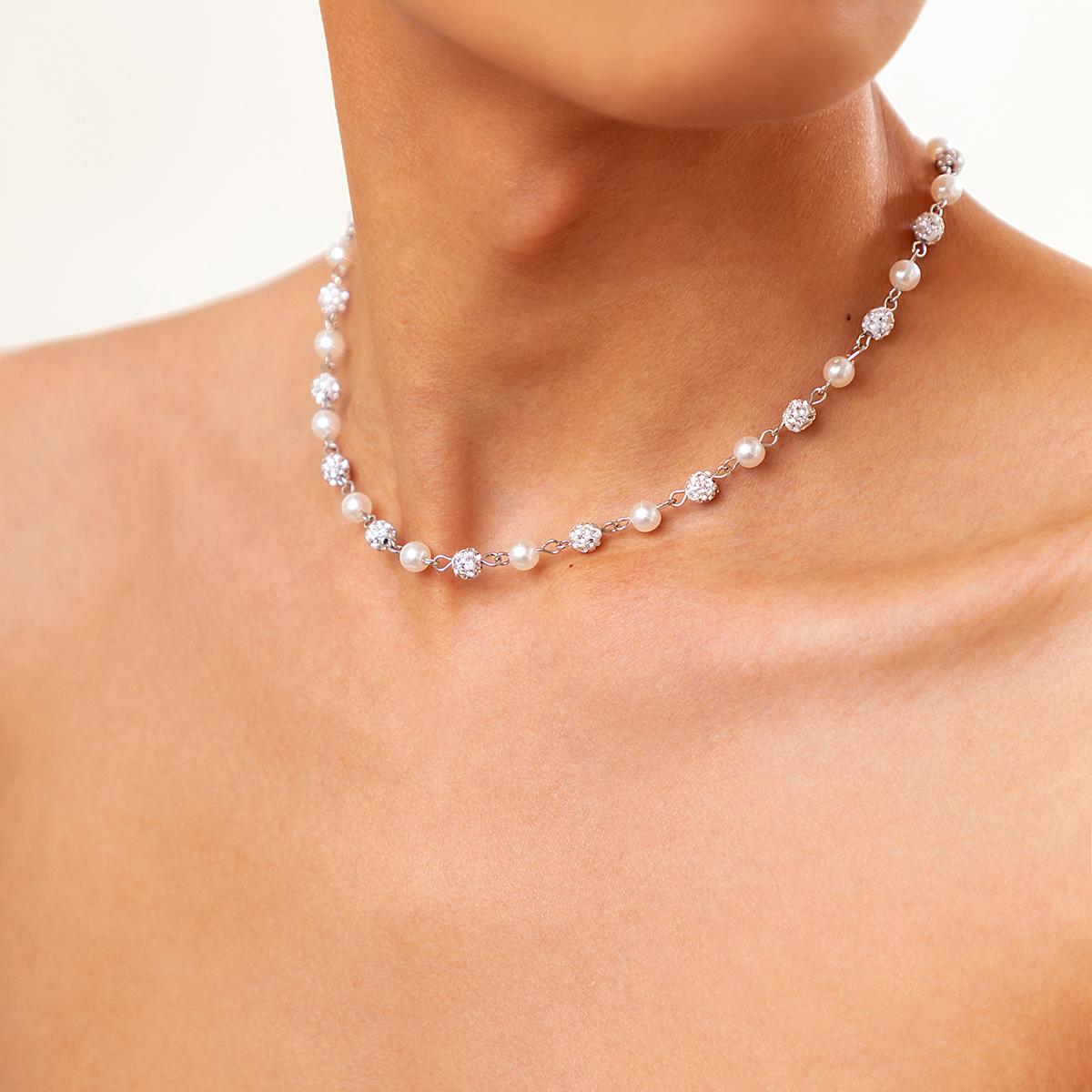 Ingemark Exquisite Trend Imitation Pearls Rhinestone Chokers Necklace Men Vintage Silver Color Acrylic Neck Chain Couple Jewelry
Ingemark Exquisite Trend Imitation Pearls Rhinestone Chokers Necklace Men Vintage Silver Color Acrylic Neck Chain Couple Jewelry