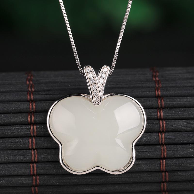 925 Sterling Silver Hetian Jade Butterfly Pendant Necklace - Ancient Style White Jade 925 Silver
925 Sterling Silver Hetian Jade Butterfly Pendant Necklace - Ancient Style White Jade 925 Silver