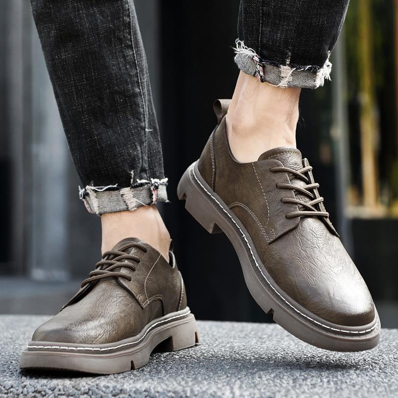 Spring and Autumn casual small leather shoes two-layer cowhide low-top tooling shoes retro car stitching heightened 6CM board 38
Spring and Autumn casual small leather shoes two-layer cowhide low-top tooling shoes retro car stitching heightened 6CM board 38