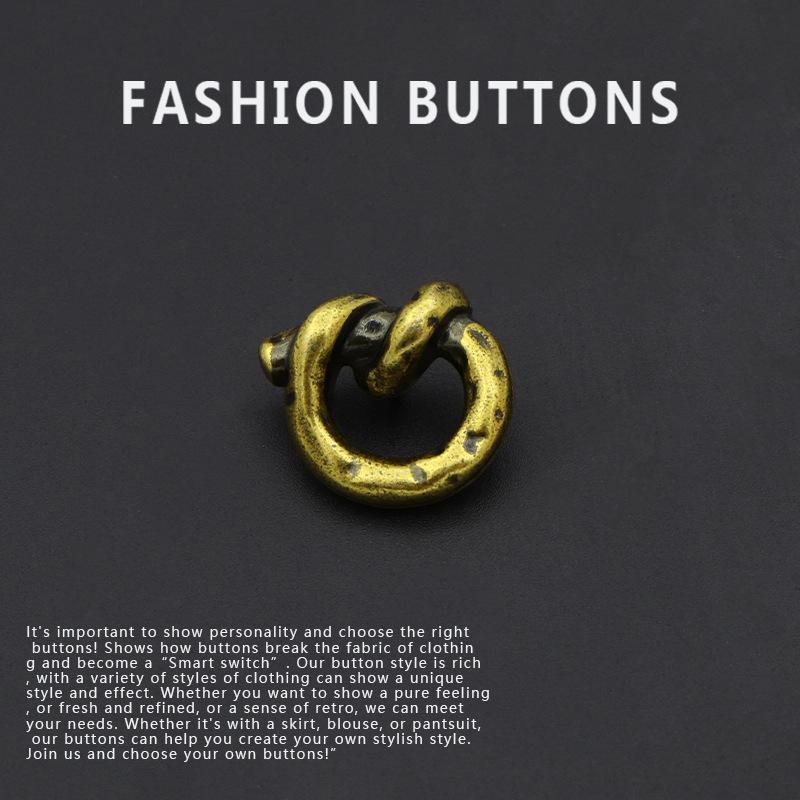 10 шт. пуговиц для рубашки Daquan изысканный ретро британский стиль высококачественный узел куртка свитер рубашка пуговицы Retro gold 15 * 15MM
10 шт. пуговиц для рубашки Daquan изысканный ретро британский стиль высококачественный узел куртка свитер рубашка пуговицы Retro gold 15 * 15MM