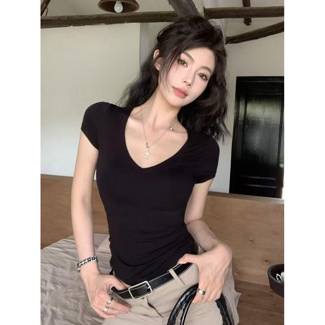 Korean Style V-Neck Solid Color Short Sleeve Women s T-Shirt - 2026 Summer Slim Fit Extra Large (60-67.5kg)
Korean Style V-Neck Solid Color Short Sleeve Women s T-Shirt - 2026 Summer Slim Fit Extra Large (60-67.5kg)