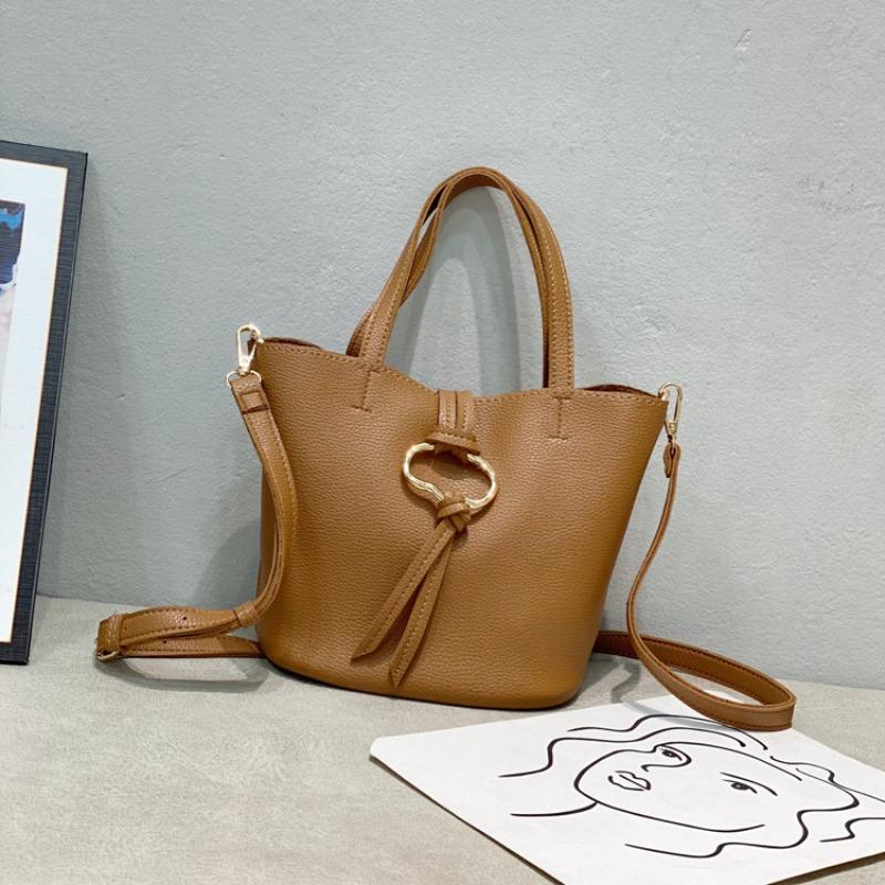 Осень и зима большие сумки для женщин новые модные большой вместимости универсальные высококлассные сумки-мессенджеры сумки-ведра ниша коричневый
Осень и зима большие сумки для женщин новые модные большой вместимости универсальные высококлассные сумки-мессенджеры сумки-ведра ниша коричневый