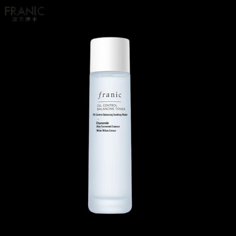 Franic Chamomile Oil Control Balancing Toner
Franic Chamomile Oil Control Balancing Toner