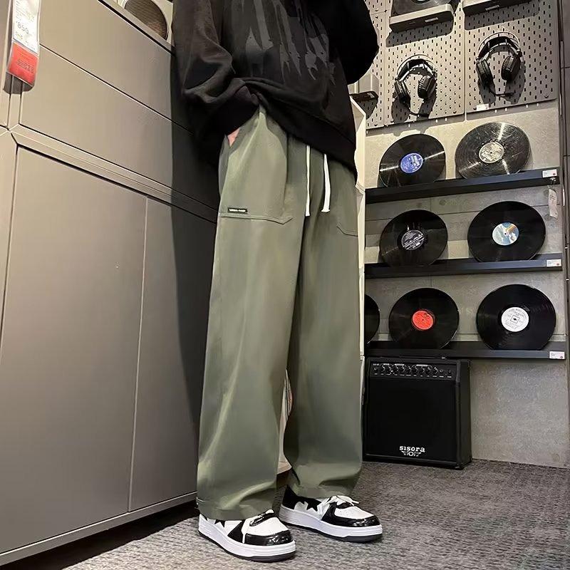 Trousers Men s Loose Spring and Autumn American Trend Brand Straight Loose Solid Color Versatile Wide Leg Casual Sports Pants 3XL зелений
Trousers Men s Loose Spring and Autumn American Trend Brand Straight Loose Solid Color Versatile Wide Leg Casual Sports Pants 3XL зелений