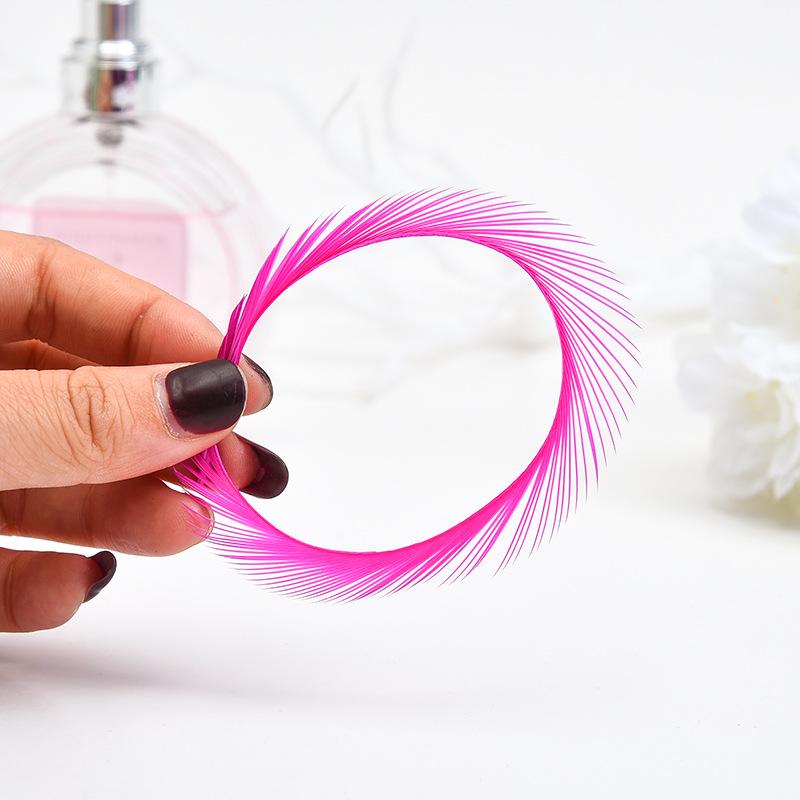 Colorful High-Quality 12-20cm Goose Feathers, Torn on One Side
Colorful High-Quality 12-20cm Goose Feathers, Torn on One Side