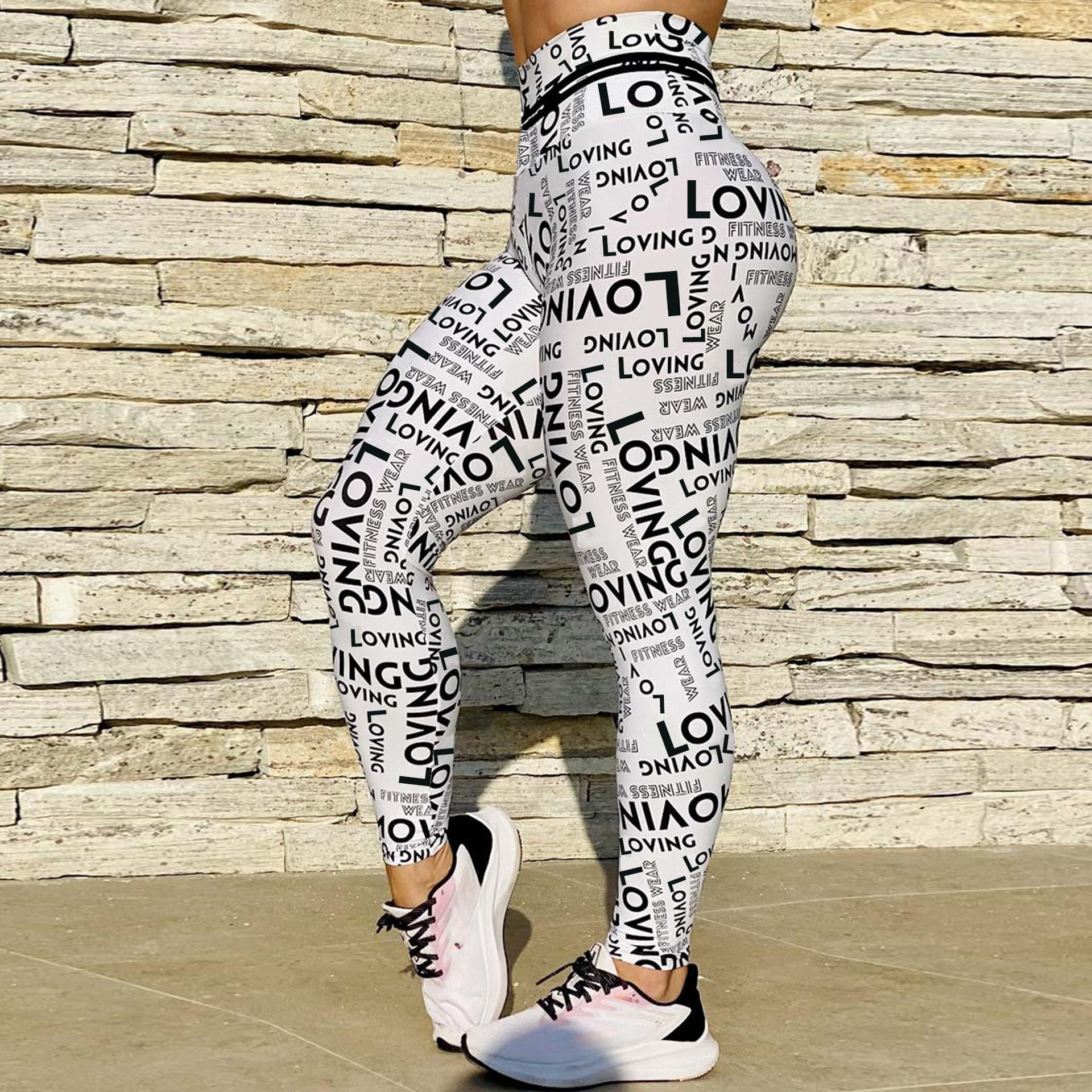 Classic black and white letter high waisted printed yoga pants for women s fitness pants XL білий
Classic black and white letter high waisted printed yoga pants for women s fitness pants XL білий