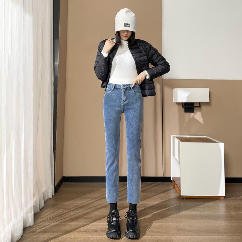 Women s 2023 Autumn/Winter High-Waisted Straight-Leg Jeans - Plus Velvet, Loose-Fit, Slimming, Elastic, Cigarette Style, Nine-Point Length 32
Women s 2023 Autumn/Winter High-Waisted Straight-Leg Jeans - Plus Velvet, Loose-Fit, Slimming, Elastic, Cigarette Style, Nine-Point Length 32