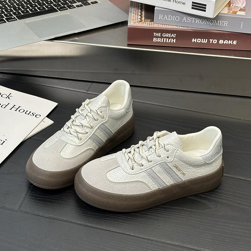 6 thick-soled women s spring new casual board shoes, a pair of shoelaces, versatile and comfortable sports low-top 35
6 thick-soled women s spring new casual board shoes, a pair of shoelaces, versatile and comfortable sports low-top 35