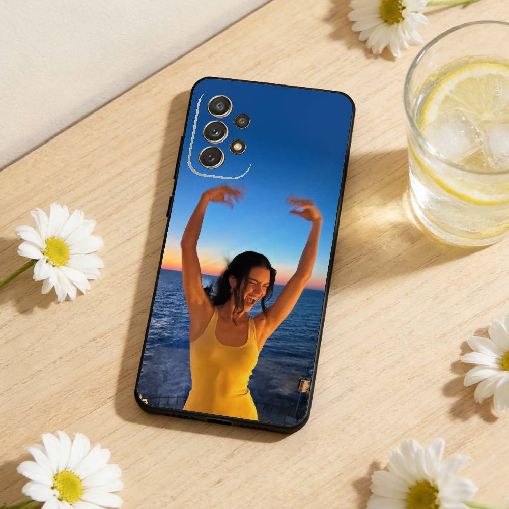 Street Style Icon K-Kendall J-Jenner Phone Case For Samsung S25,S24,S21,S22,S23,S30,Ultra,S20,Plus,Soft Silicone Black Cover Samsung S21fe
Street Style Icon K-Kendall J-Jenner Phone Case For Samsung S25,S24,S21,S22,S23,S30,Ultra,S20,Plus,Soft Silicone Black Cover Samsung S21fe