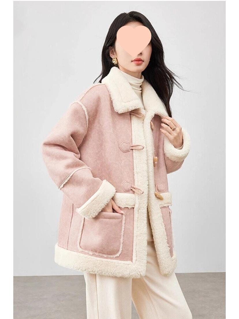 2026 Women s Winter Loose Fit Lapel Jacket with Age-Reducing Horn Buckle and Warm Patchwork Design Extra Large
2026 Women s Winter Loose Fit Lapel Jacket with Age-Reducing Horn Buckle and Warm Patchwork Design Extra Large