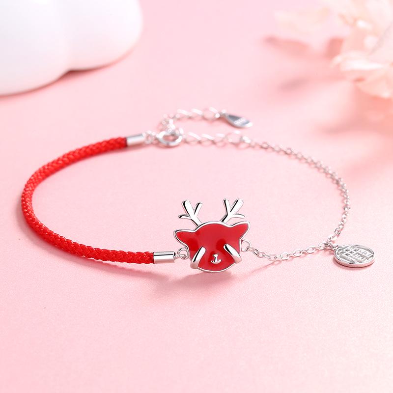 Браслет из стерлингового серебра 925 пробы с меняющим цвет в зависимости от температуры элементом в виде рогов, плетеным красным шнурком, женское рождественское украшение в китайском стиле. Rose Gold B306
Браслет из стерлингового серебра 925 пробы с меняющим цвет в зависимости от температуры элементом в виде рогов, плетеным красным шнурком, женское рождественское украшение в китайском стиле. Rose Gold B306