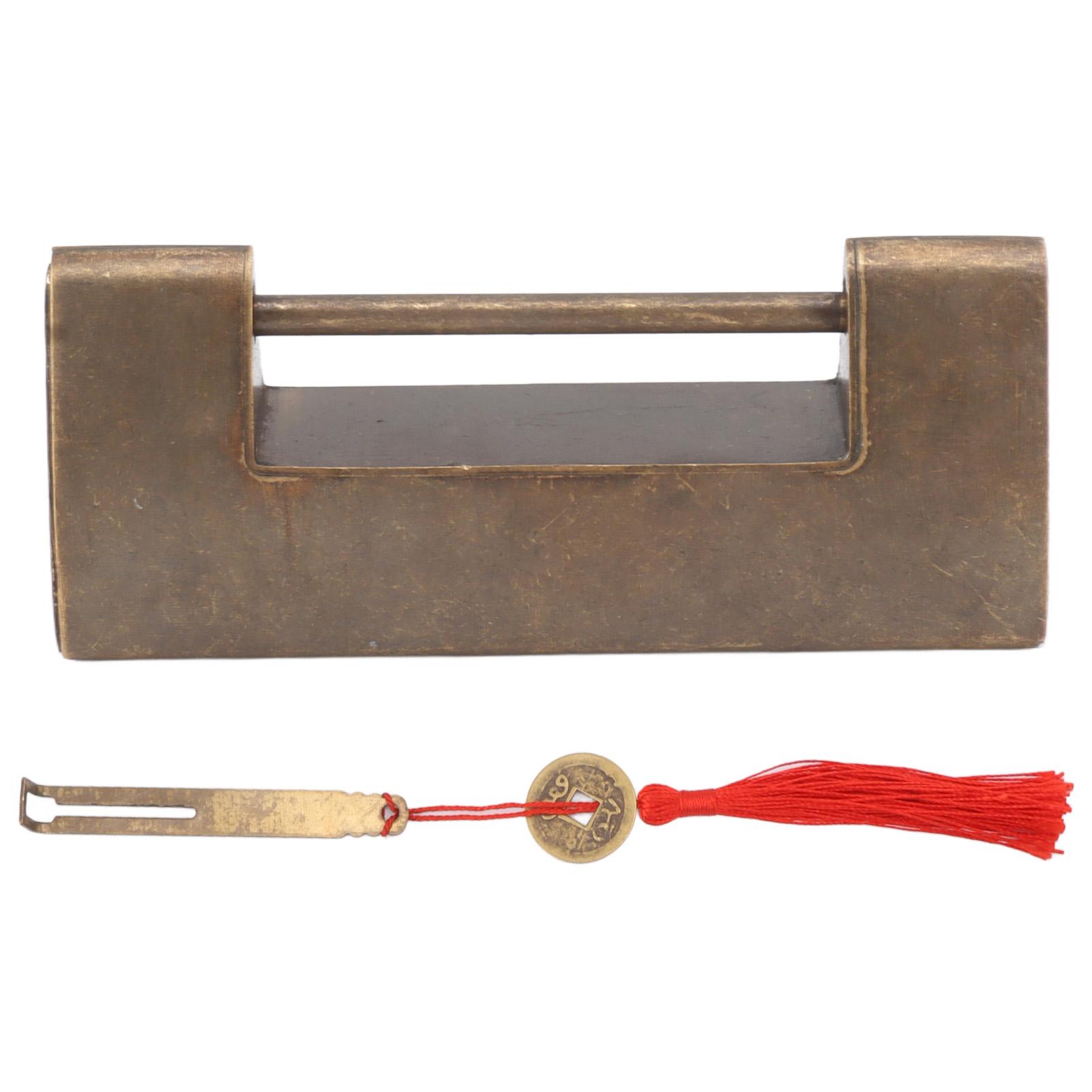 Spacing 4.4cm Decorative Vintage Lock Key Antique Brass Chinese Padlock for Small Wooden Box
Spacing 4.4cm Decorative Vintage Lock Key Antique Brass Chinese Padlock for Small Wooden Box