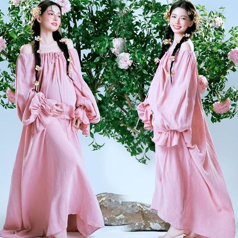 Retro Pink Pleated Maternity Dress for Cold Aesthetic Photo Studio Sessions One Size
Retro Pink Pleated Maternity Dress for Cold Aesthetic Photo Studio Sessions One Size