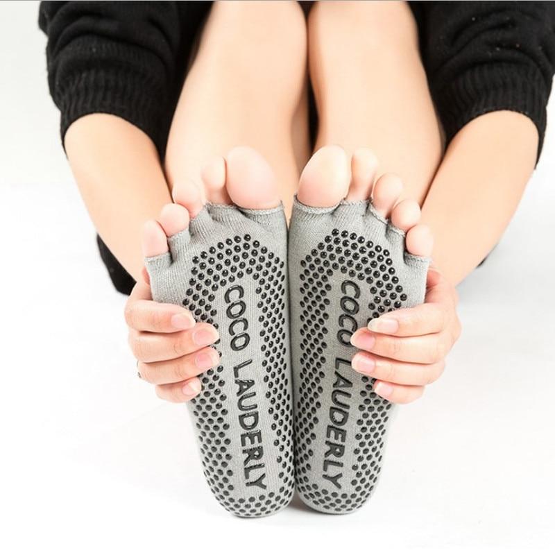 Хлопковые впитывающие пот дышащие носки для йоги Силиконовые противоскользящие носки для пилатеса Носки с открытым носком и пятью пальцами Спортивные носки для танцев и фитнеса
Хлопковые впитывающие пот дышащие носки для йоги Силиконовые противоскользящие носки для пилатеса Носки с открытым носком и пятью пальцами Спортивные носки для танцев и фитнеса