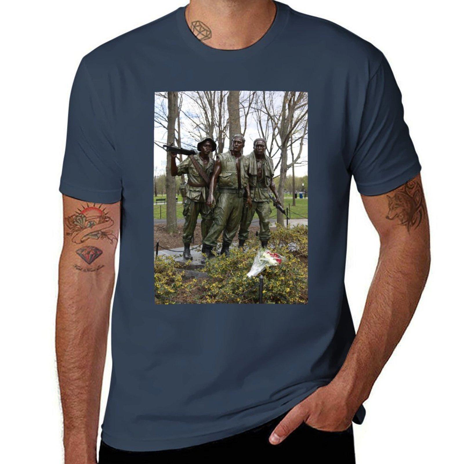 Three Men Soldier Statue w flowers TShirt Summer Casual Loose TShirt S
Three Men Soldier Statue w flowers TShirt Summer Casual Loose TShirt S