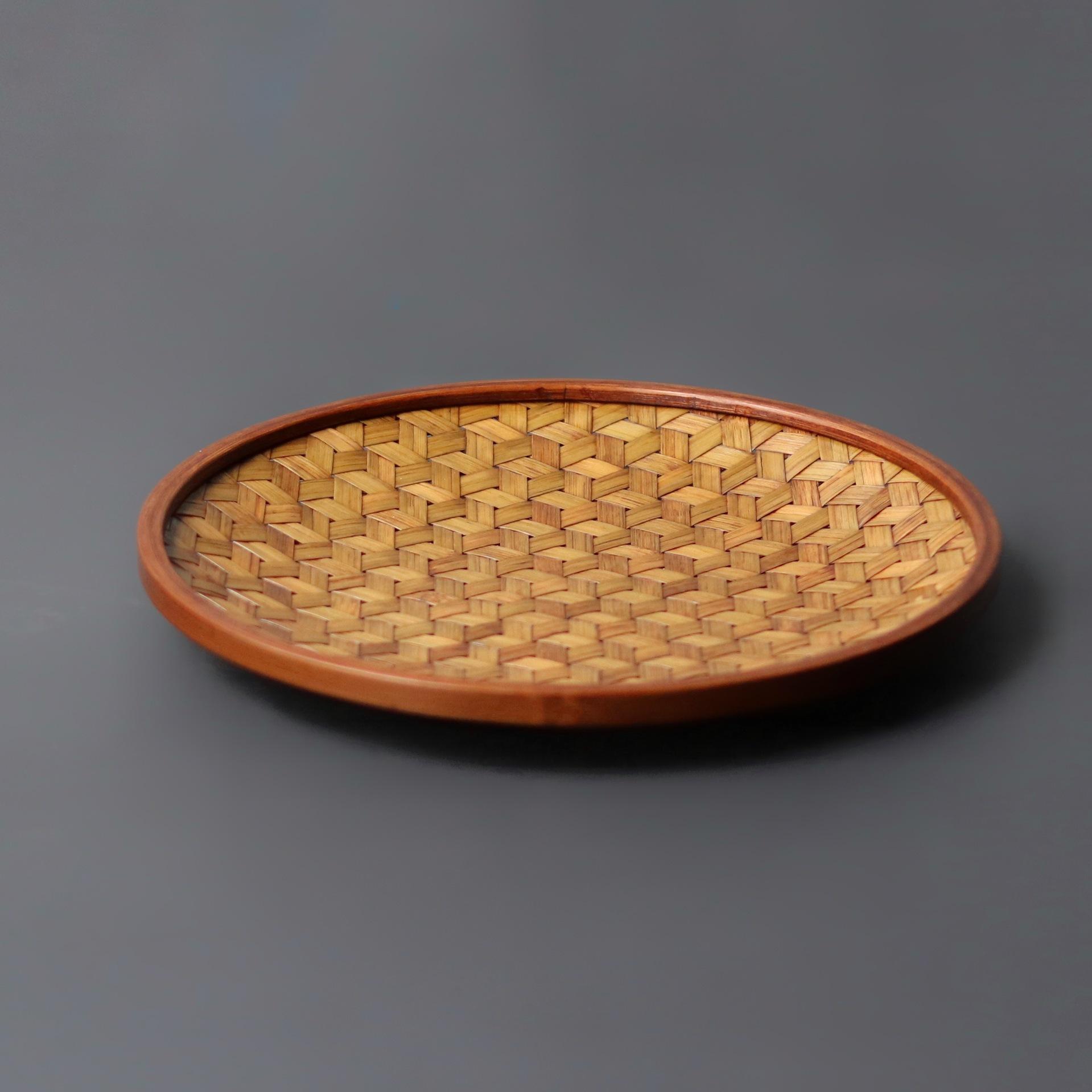 Поднос для фруктов из бамбука ручной работы, поднос для японского хлеба, димсам, бытовая настольная корзина для хранения закусок, поднос для сухофруктов и всякой всячины
Поднос для фруктов из бамбука ручной работы, поднос для японского хлеба, димсам, бытовая настольная корзина для хранения закусок, поднос для сухофруктов и всякой всячины