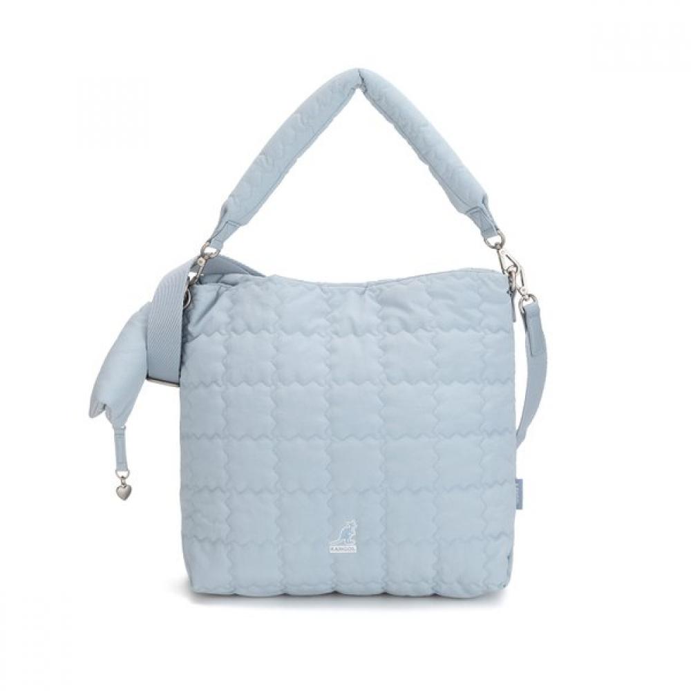 Kangol Large Quilt Tote Bag Light Blue 3994 OS
Kangol Large Quilt Tote Bag Light Blue 3994 OS