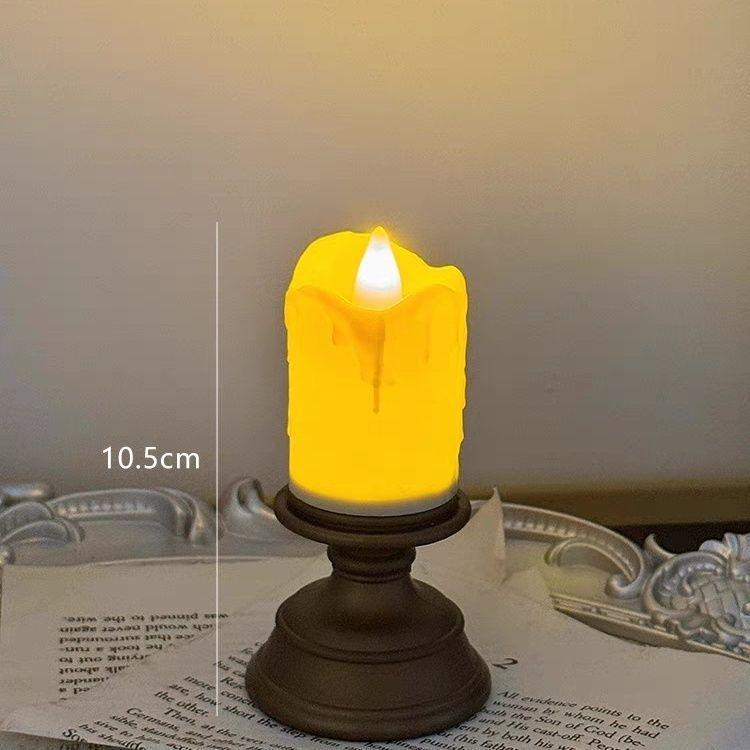 Ретро європейська настільна лампа-свічник для створення атмосфери Includes AG13 Battery
Ретро європейська настільна лампа-свічник для створення атмосфери Includes AG13 Battery